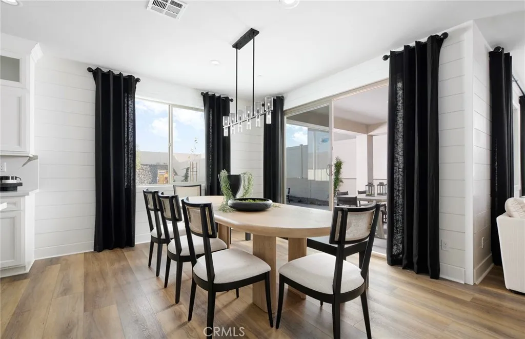 3992 Hudson Lane, Lake Elsinore, California 92530 home-pic-2